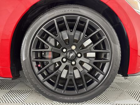 2019-Ford-Mustang-50-GT-Auto_4