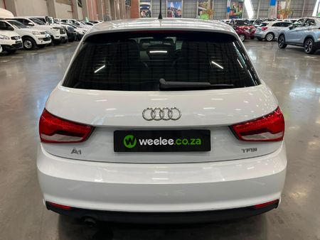 2018-Audi-A1-Sportback-10-TFSI-S-Auto-25-TFSI_3