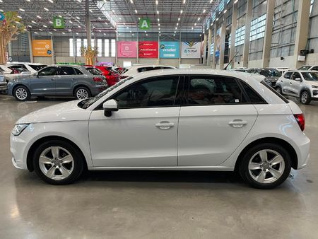 2018-Audi-A1-Sportback-10-TFSI-S-Auto-25-TFSI_5