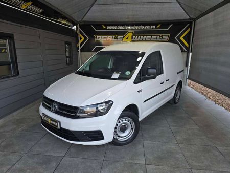 2017-Volkswagen-Caddy-16i-81kW-Panel-Van_1