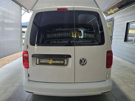 2017-Volkswagen-Caddy-16i-81kW-Panel-Van_5