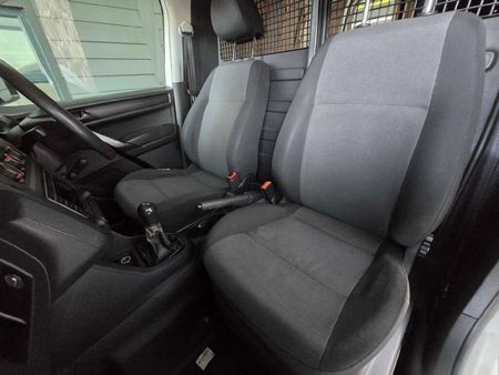 2017-Volkswagen-Caddy-16i-81kW-Panel-Van_7