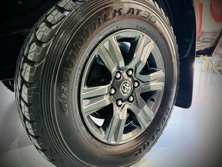 2021-Toyota-Hilux-24-GD-6-Raised-Body-Raider-Auto-Extended-Cab_19