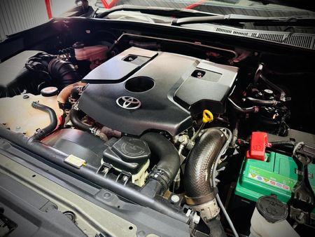 2021-Toyota-Hilux-24-GD-6-Raised-Body-Raider-Auto-Extended-Cab_6