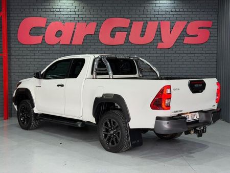 2023-Toyota-Hilux-28-GD-6-Raised-Body-Legend-4x4-Auto-Extended-Cab_5