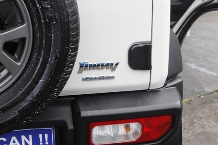 2024-Suzuki-Jimny-15-GLX-AllGrip-5-Door-Auto_9