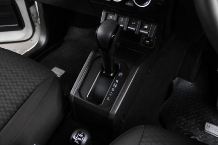 2024-Suzuki-Jimny-15-GLX-AllGrip-5-Door-Auto_15