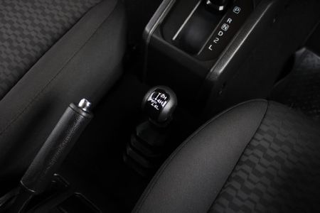 2024-Suzuki-Jimny-15-GLX-AllGrip-5-Door-Auto_17