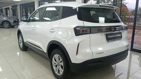 2026-Chery-Tiggo-Cross-15-Lit-CVT-Auto_2