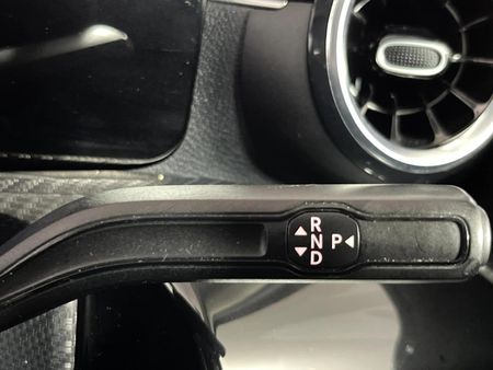 2019-Mercedes-Benz-A-Class-A-200-Auto_10