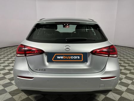 2019-Mercedes-Benz-A-Class-A-200-Auto_17
