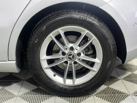 2019-Mercedes-Benz-A-Class-A-200-Auto_6