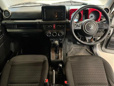 2021-Suzuki-Jimny-15-GLX-Auto_11