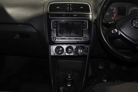 2021-Volkswagen-Polo-GP-14-Comfortline_7