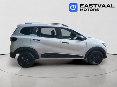2026-Renault-Triber-10-Techno_7