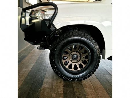 2016-Toyota-Land-Cruiser-200-45-D-V8-VX-Auto_7