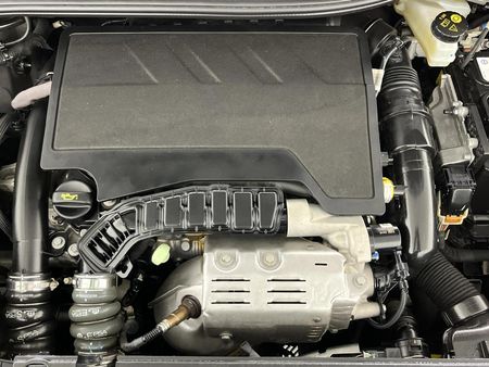 2022-Opel-Mokka-12T-GS-Auto_13