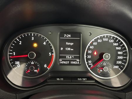 2015-Volkswagen-Amarok-20-BiTDI-Highline-132kW-Double-Cab_2