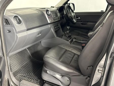 2015-Volkswagen-Amarok-20-BiTDI-Highline-132kW-Double-Cab_8