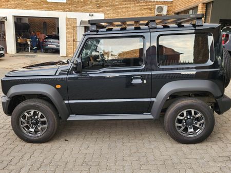 2024-Suzuki-Jimny-15-GLX-Auto_10