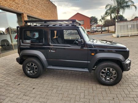 2024-Suzuki-Jimny-15-GLX-Auto_5