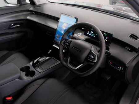 2026-Lepas-L4-15T-Pantera-Auto_11