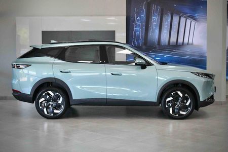 2026-Omoda-C7-16T-Luxury_3