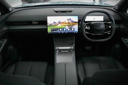 2026-Omoda-C7-16T-Luxury_7