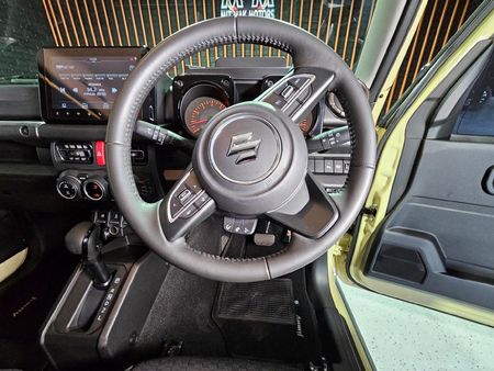 2025-Suzuki-Jimny-15-GLX-AllGrip-5-Door-Auto_17