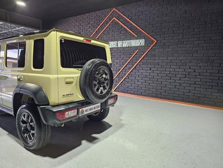 2025-Suzuki-Jimny-15-GLX-AllGrip-5-Door-Auto_27