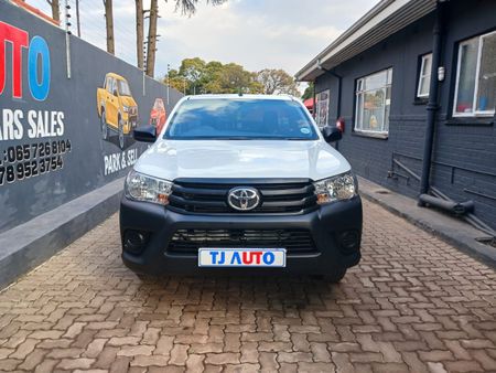 2023-Toyota-Hilux-24-GD-Single-Cab_1