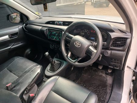 2023-Toyota-Hilux-24-GD-Single-Cab_6
