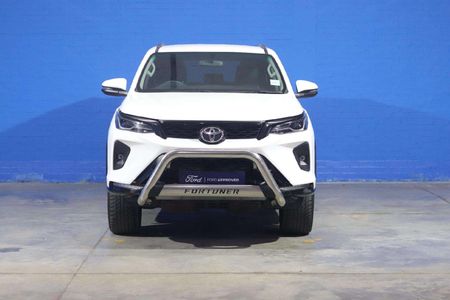 2023-Toyota-Fortuner-24-GD-6-RB-Auto_1