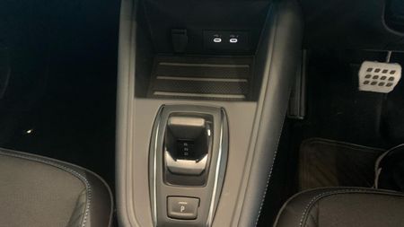 2026-Renault-Captur-13T-Esprit-Alpine-EDC-Auto_17