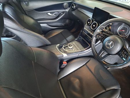 2020-Mercedes-Benz-C-Class-C-180-Auto_9
