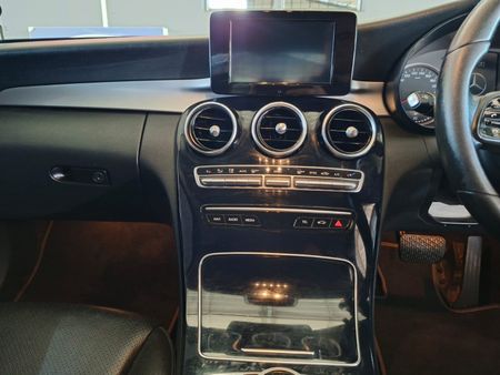 2020-Mercedes-Benz-C-Class-C-180-Auto_12