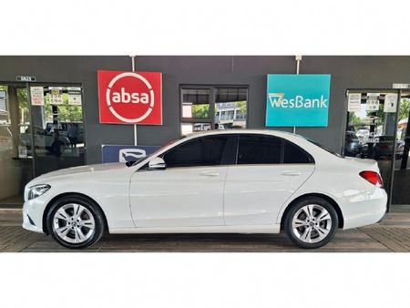2020-Mercedes-Benz-C-Class-C-180-Auto_3