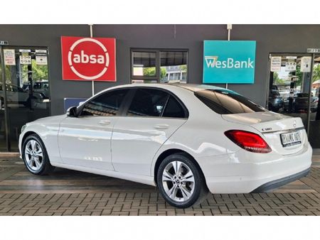 2020-Mercedes-Benz-C-Class-C-180-Auto_4
