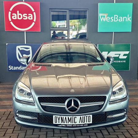 2011-Mercedes-Benz-SLK-200-Kompressor-Auto_1