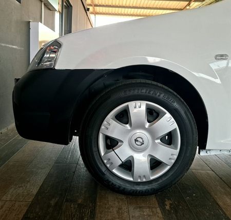 2022-Nissan-NP200-16-AC-Safety-Pack_8