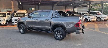 2018-Toyota-Hilux-Dakar_12