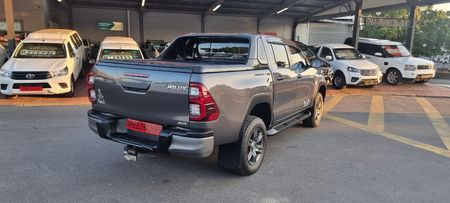 2018-Toyota-Hilux-Dakar_13