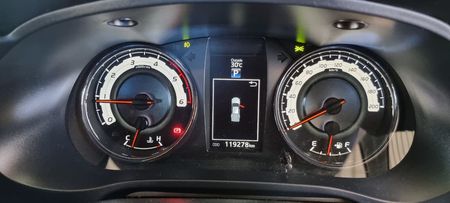 2018-Toyota-Hilux-Dakar_8