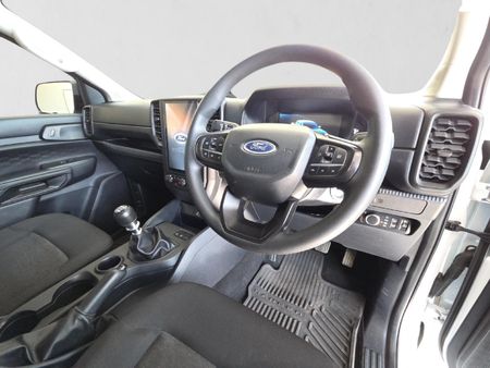2025-Ford-Ranger-20D-XL-Double-Cab_12