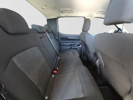 2025-Ford-Ranger-20D-XL-Double-Cab_16
