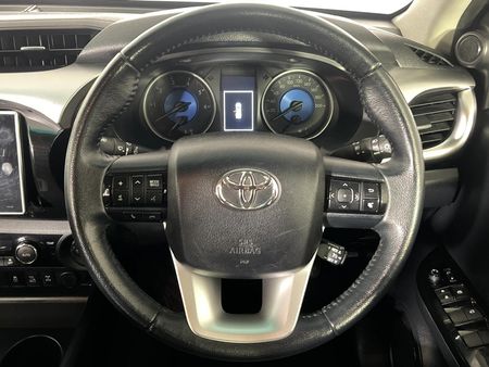 2017-Toyota-Hilux-28-GD-6-Raider-4x4-Double-Cab-Auto_12