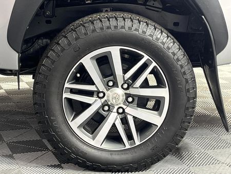 2017-Toyota-Hilux-28-GD-6-Raider-4x4-Double-Cab-Auto_6