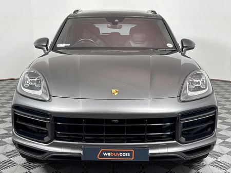 2019-Porsche-Cayenne-Turbo_16
