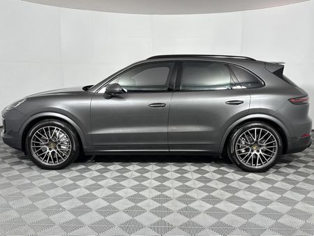 2019-Porsche-Cayenne-Turbo_20