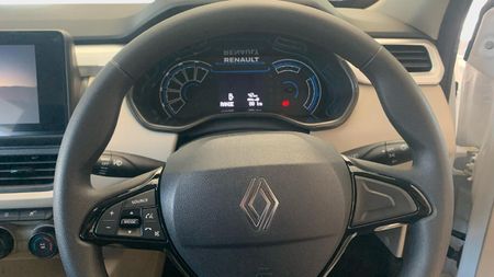 2026-Renault-Triber-10-Evolution_19
